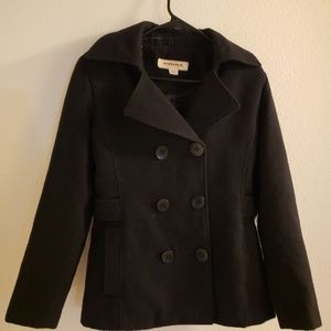 Hydraulic pea jacket